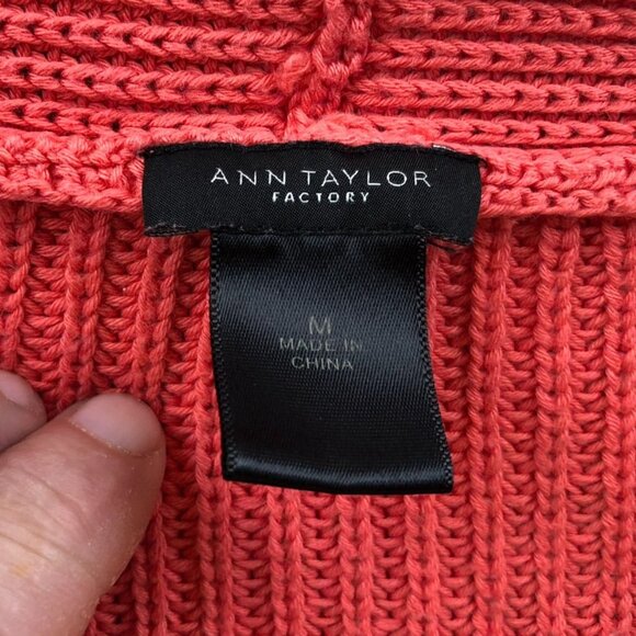 Ann Taylor Factory Womens Sweater Medium V-Neck Ribbed Knit Coral Pullover Cozy - Picture 3 of 11